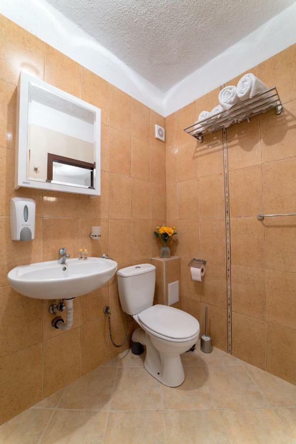 Comfort.Chic.Charming Apt With Terrace Near Ndk Sofia Exteriör bild