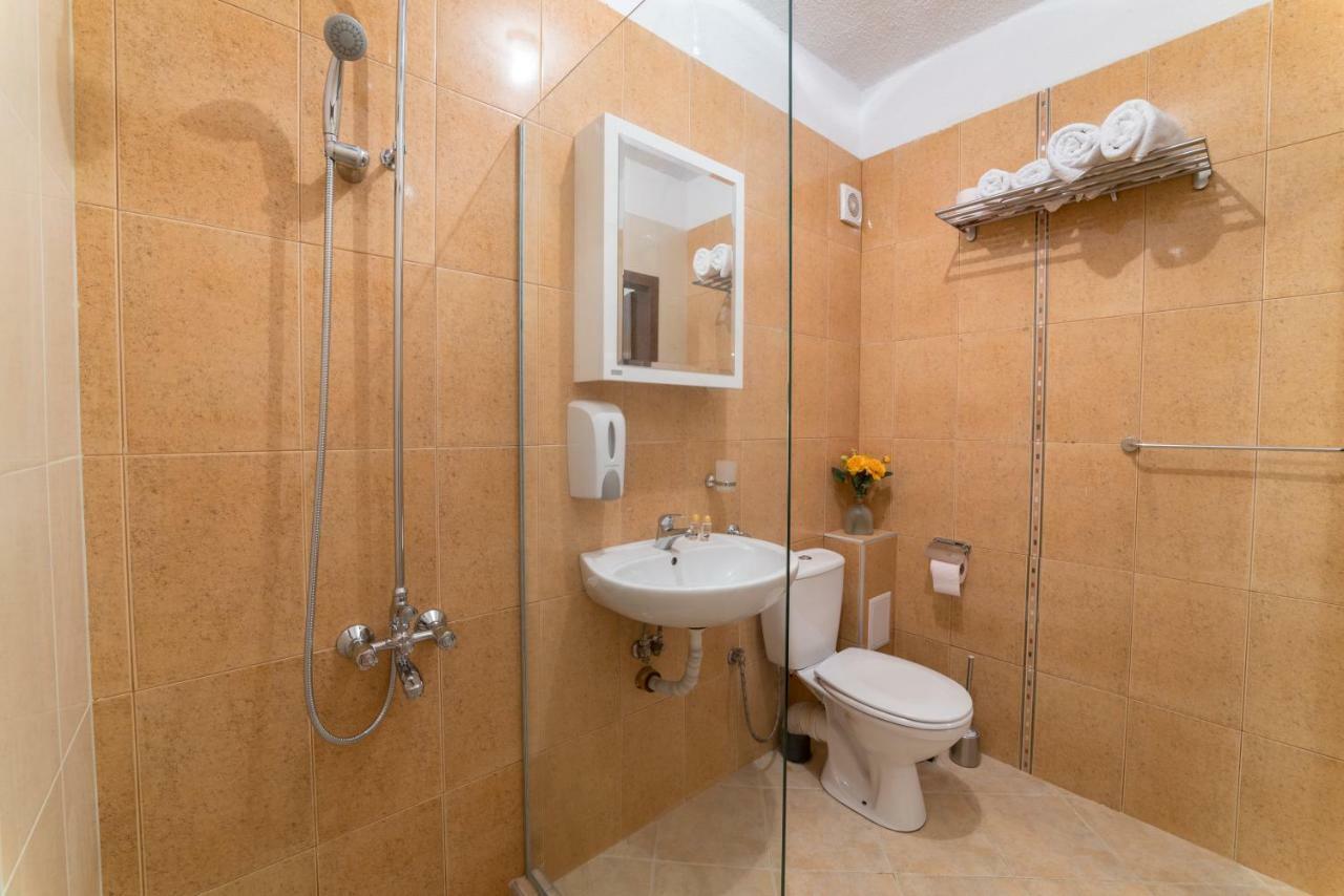 Comfort.Chic.Charming Apt With Terrace Near Ndk Sofia Exteriör bild