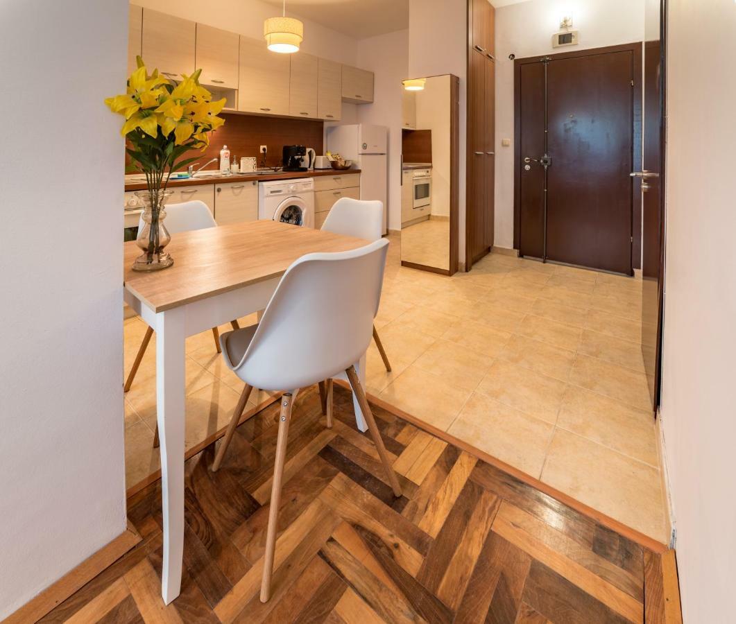 Comfort.Chic.Charming Apt With Terrace Near Ndk Sofia Exteriör bild