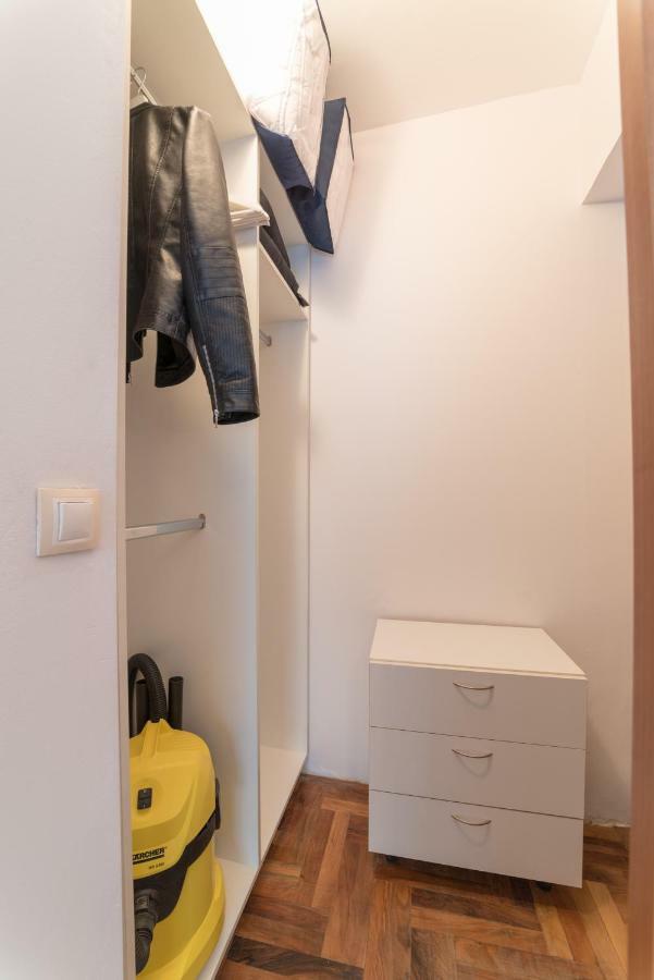 Comfort.Chic.Charming Apt With Terrace Near Ndk Sofia Exteriör bild